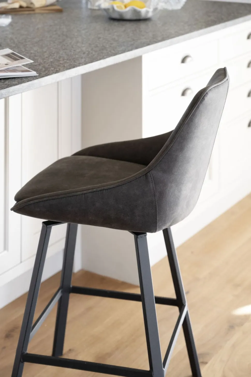 Alison Barstol 65 | Mörkgrå Microfiber