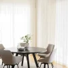 Alison Karmstol | Beige Tyg | Svarta Metallben