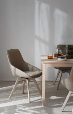 Alison Stol | Beige Läder | Vitpigm. Ekben