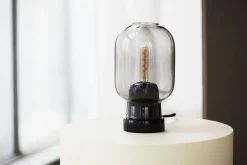 Amp Bordslampa Svart / Rök