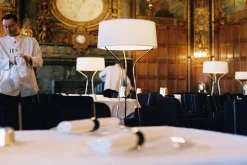 Aria Golvlampa | Svart