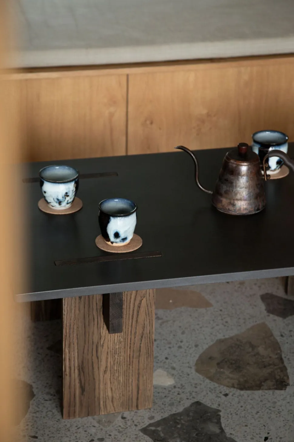 Arnold Soffbord | Ljus Betong/Ljus Ek