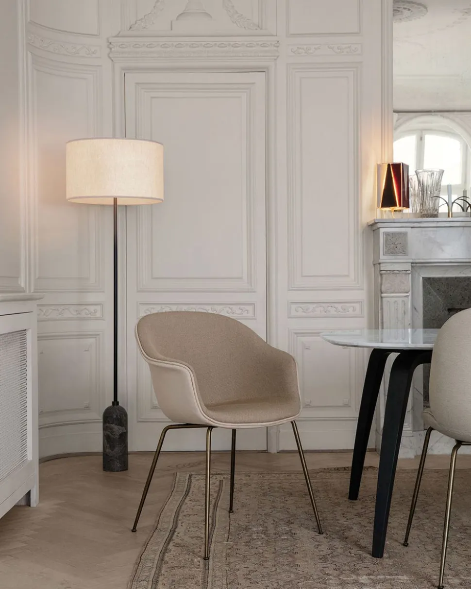 Bat Stol | Plast med kudde, Träben