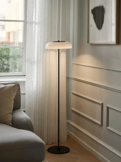 Blossi Golvlampa | Black/Opal