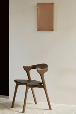 Bok Stol | Brunlackad Teak | Läder Svart