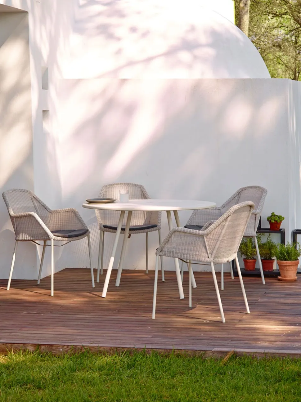 Breeze Karmstol | 4 ben | White/Grey