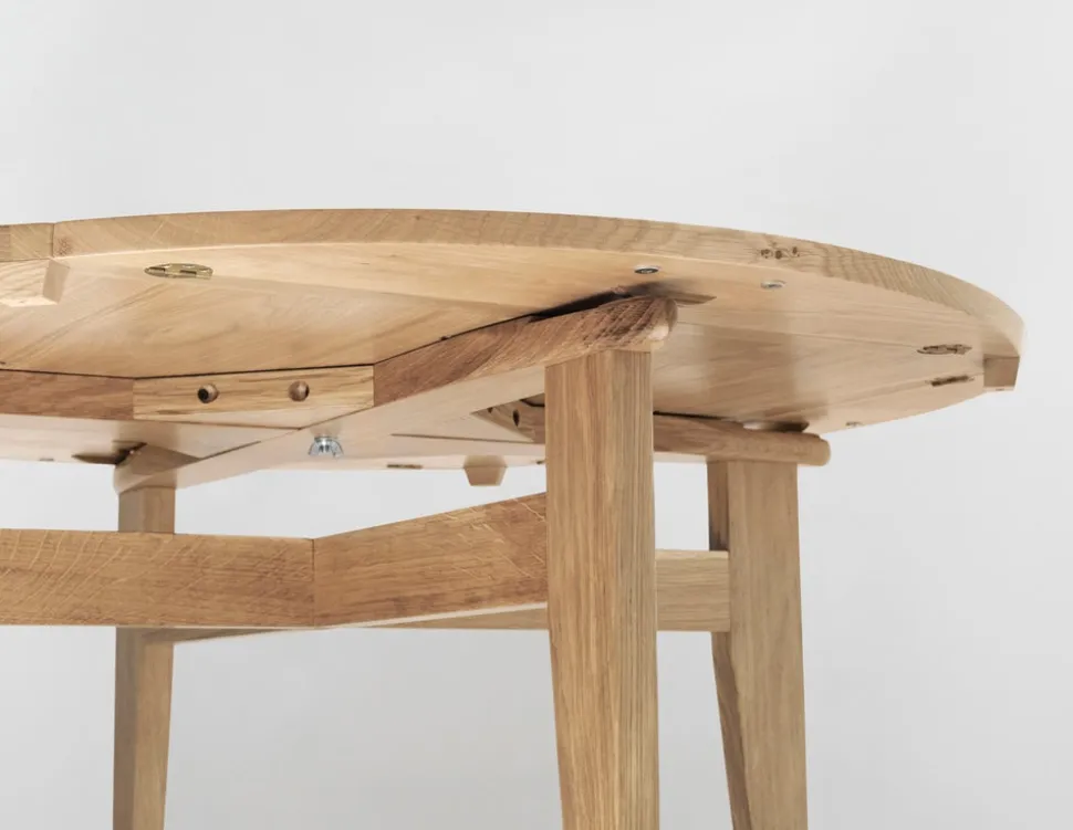 B-Table Matbord Ek 85x85/Ø116