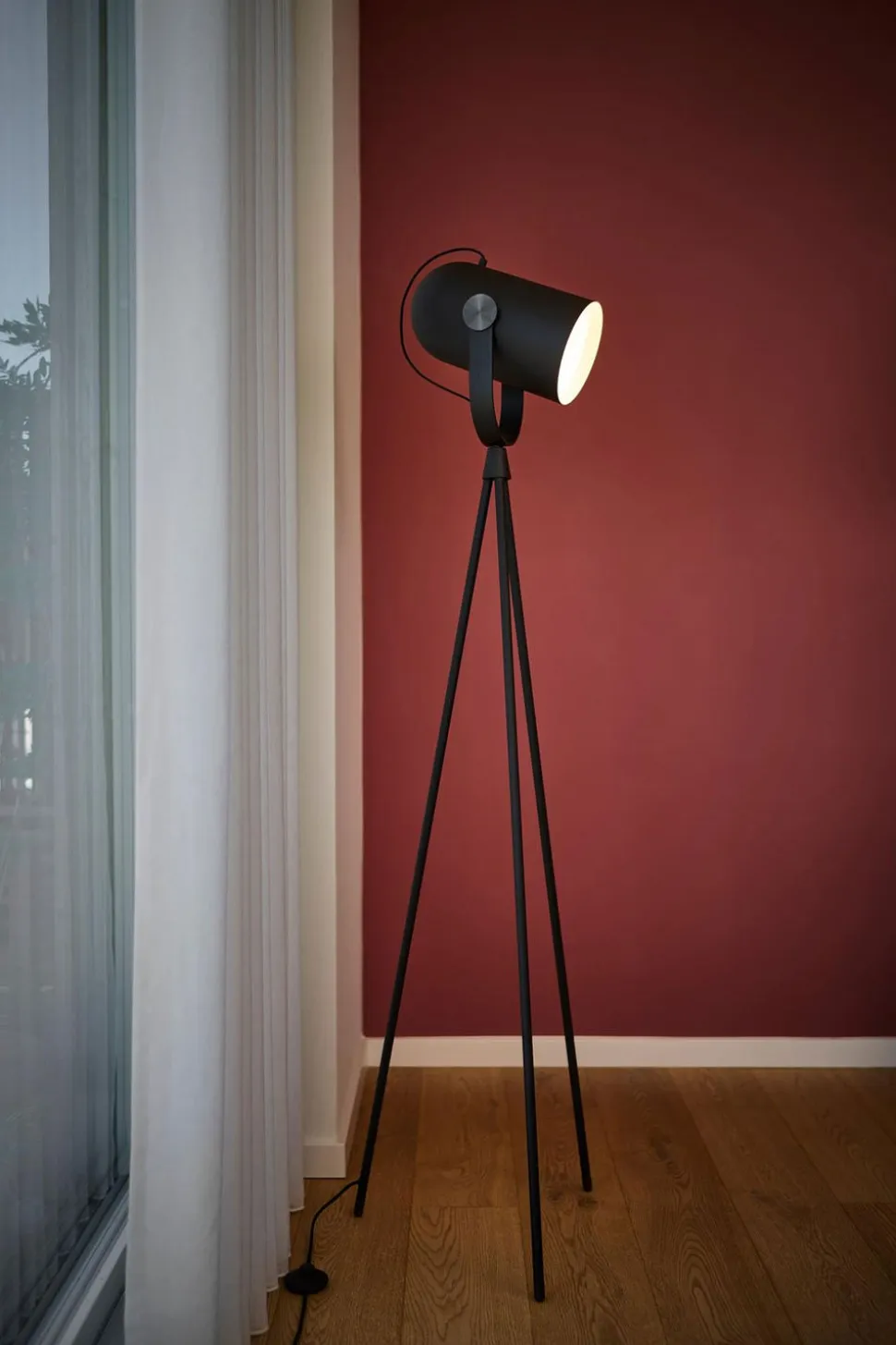 Carronade II Golvlampa | Svart Ek