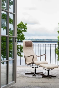 Chic Fåtölj med Pall | Oljad Ek, Fårskinn