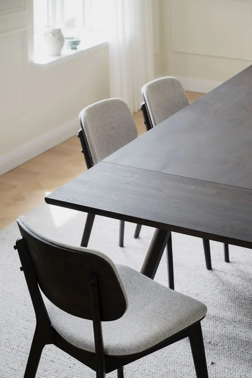 Clapperton Matbord 220x95 | Brun Ek