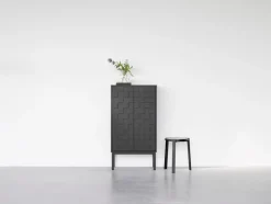 Collect 2016 Skåp Högt | Svartmålad Ek