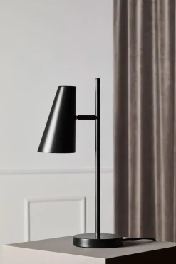 Cono Bordslampa | Svart Metall