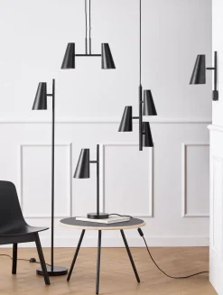 Cono Bordslampa | Svart Metall