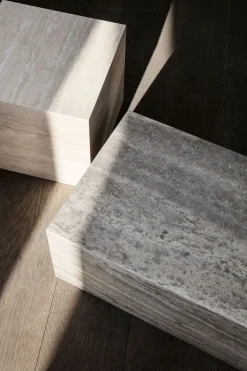 Cubism Soffbord | Large | Silver Travertine