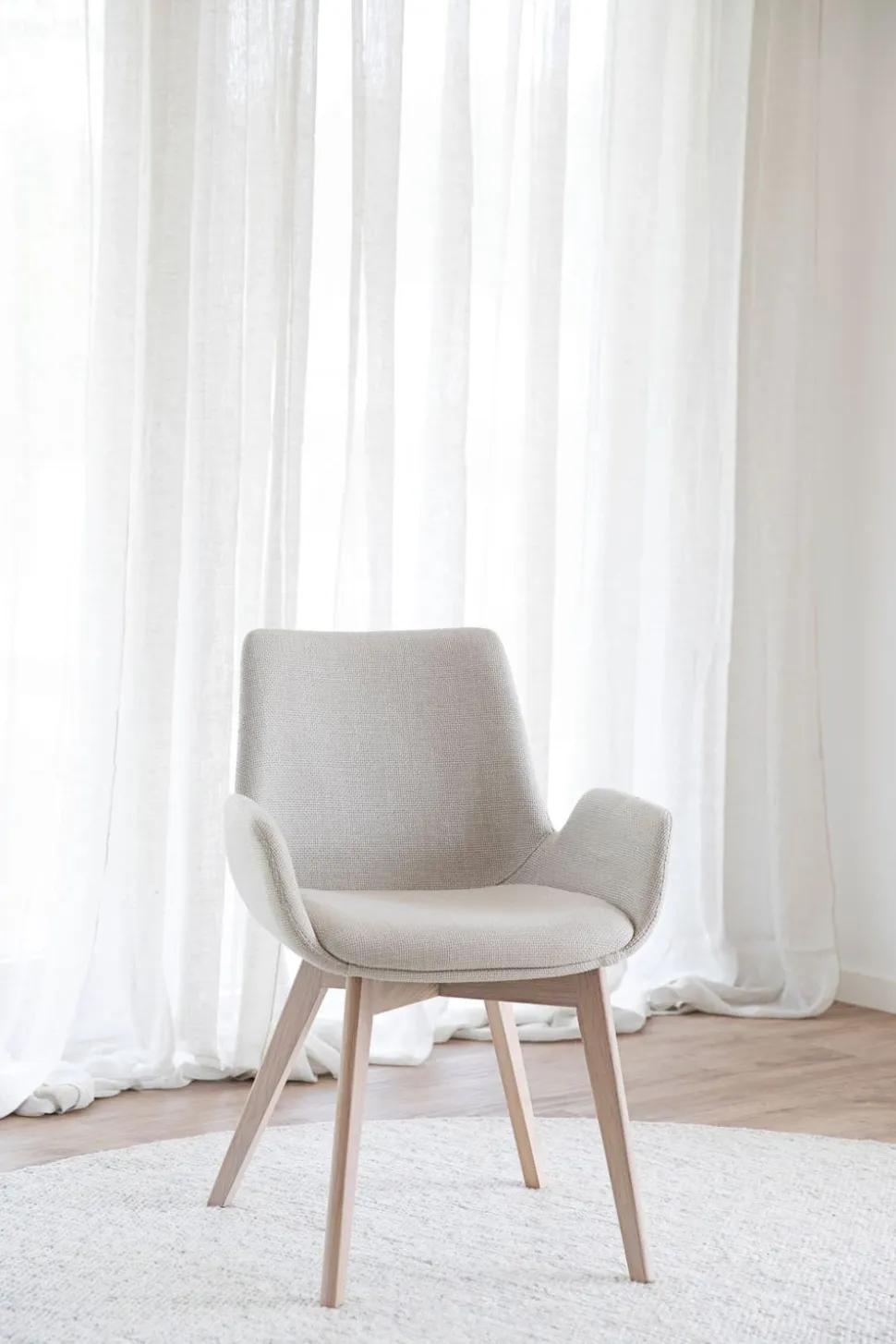 Drimsdale Karmstol | Beige, Vitpigm. Ek