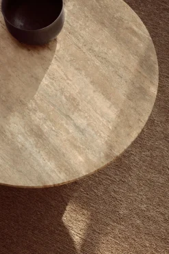 Epic Soffbord Ø60 Warm Taupe Travertine