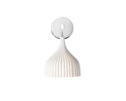 E' Vägglampa White