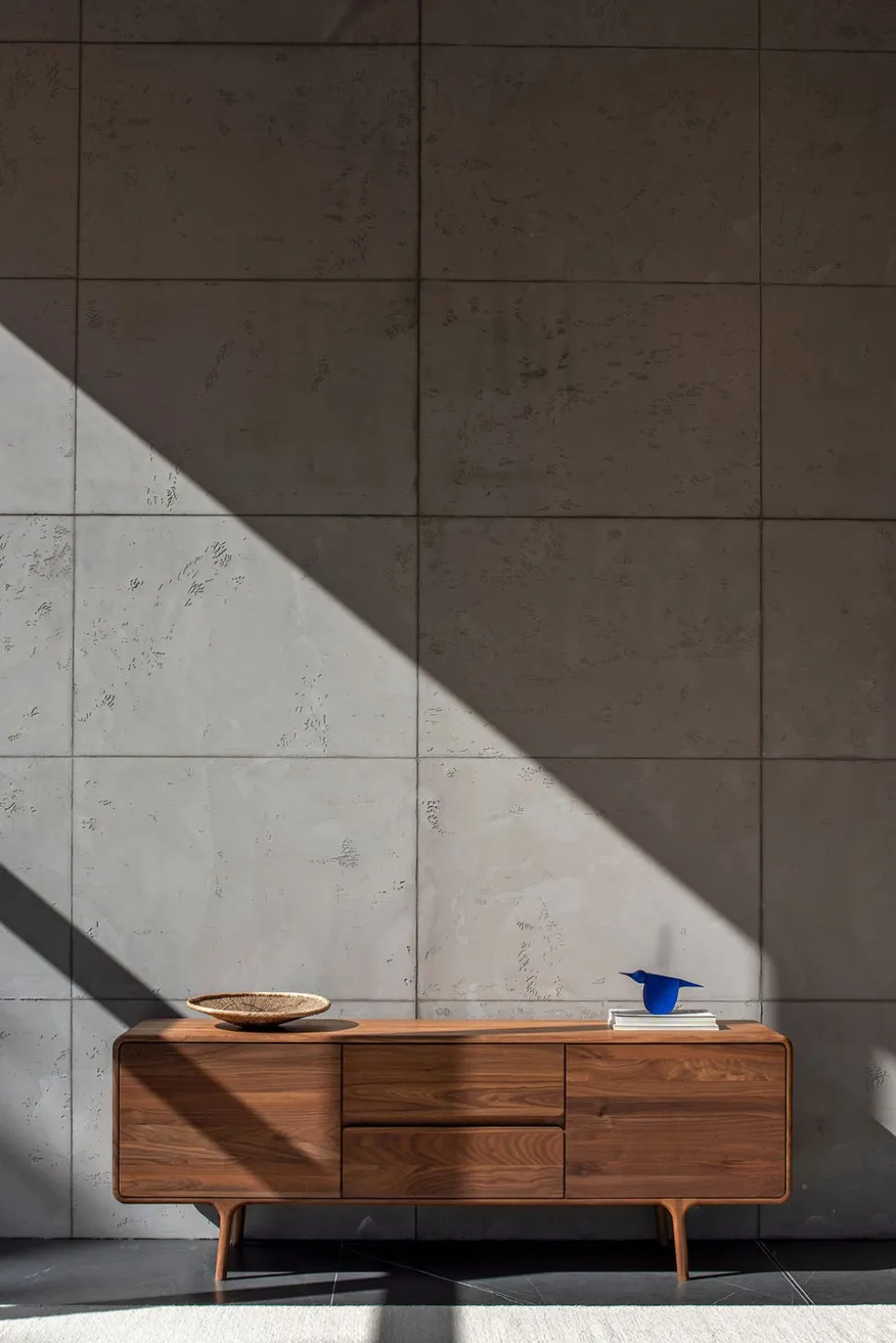 Fawn sideboard 180