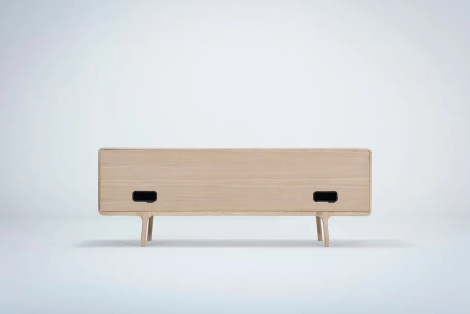 Fawn sideboard 180