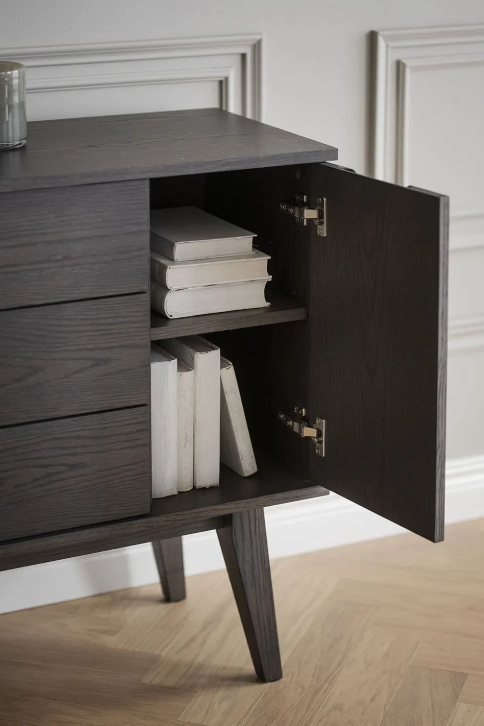 Filippa Sideboard 122 Mörkbrun Ek