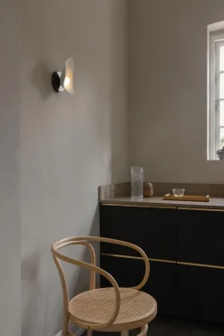 Florii 1 Vägglampa | Dark Bronze/White