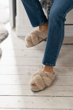 Gabriella Fårskinnstofflor Rusty Brown | Storlek 36