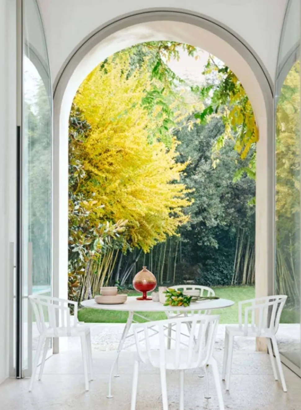 Glossy Bord Outdoor | 192x118, Svart skiva, svarta ben