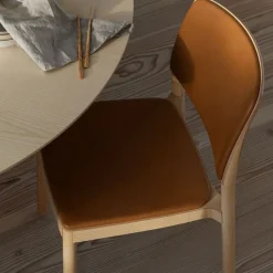 Grace Stol | Klädd Sits och Rygg