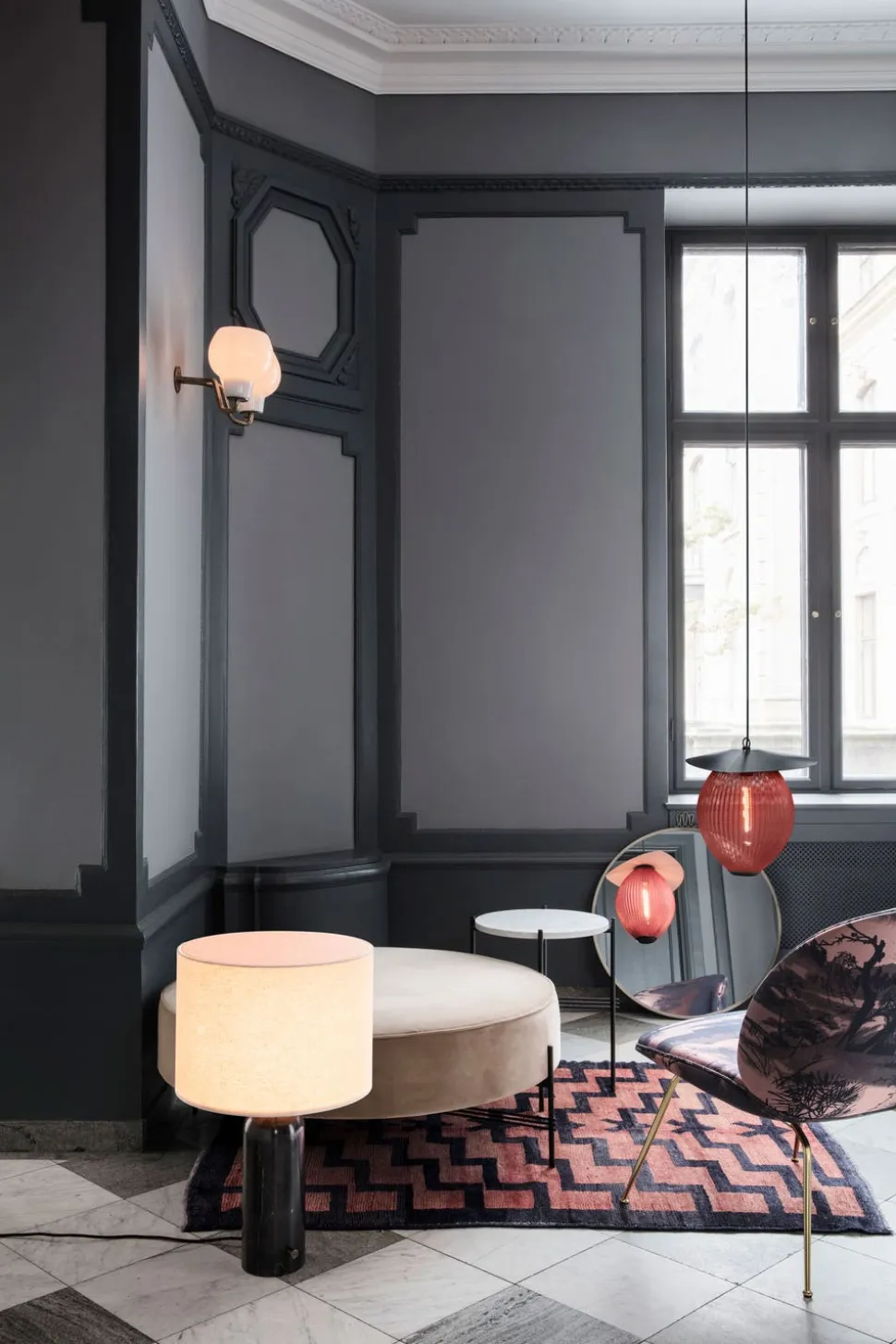 Gravity Bordslampa Large | Vit Marmor, Vit