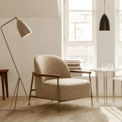Gräshoppa Golvlampa Svart