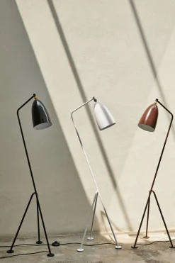 Gräshoppa Golvlampa Svart | Glansig