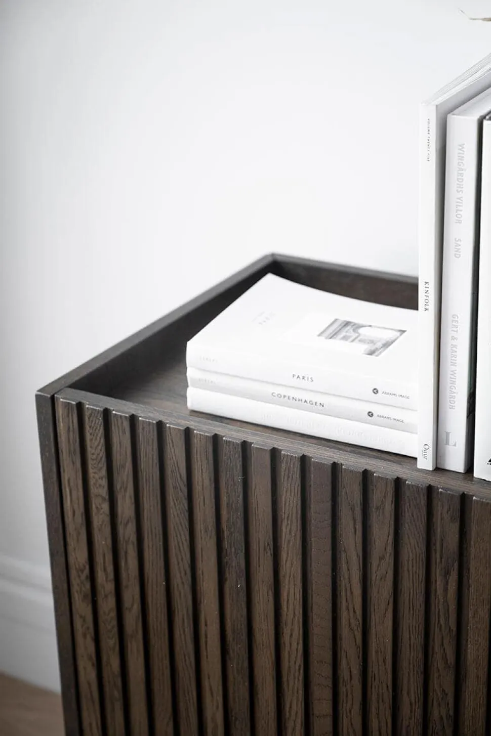 Halifax Sideboard | Brunlackad Ek