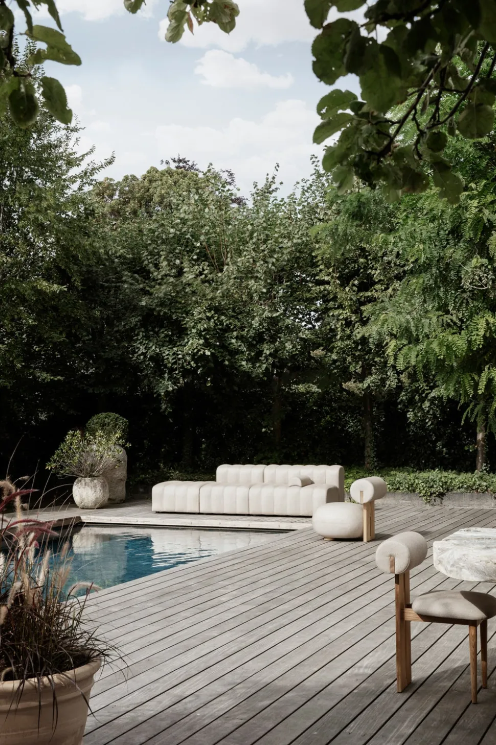 Hippo Lounge Chair Outdoor | Sunbrella Savane Coconut