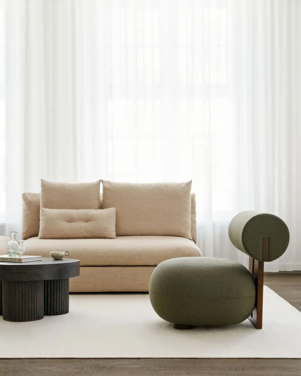 Hippo Lounge Chair | Trärygg