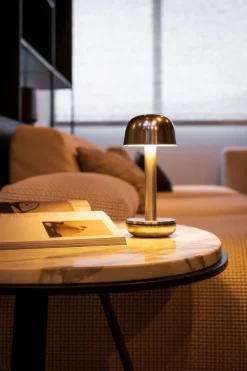 Humble Two Bordslampa | Guld