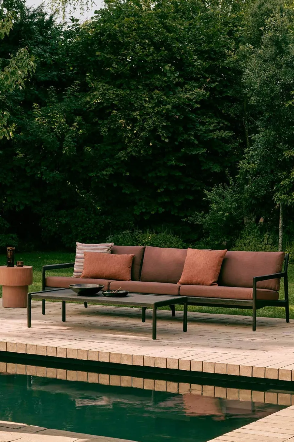 Jack Outdoor 3-sits Soffa | Svartlackad Teak, Burgundy