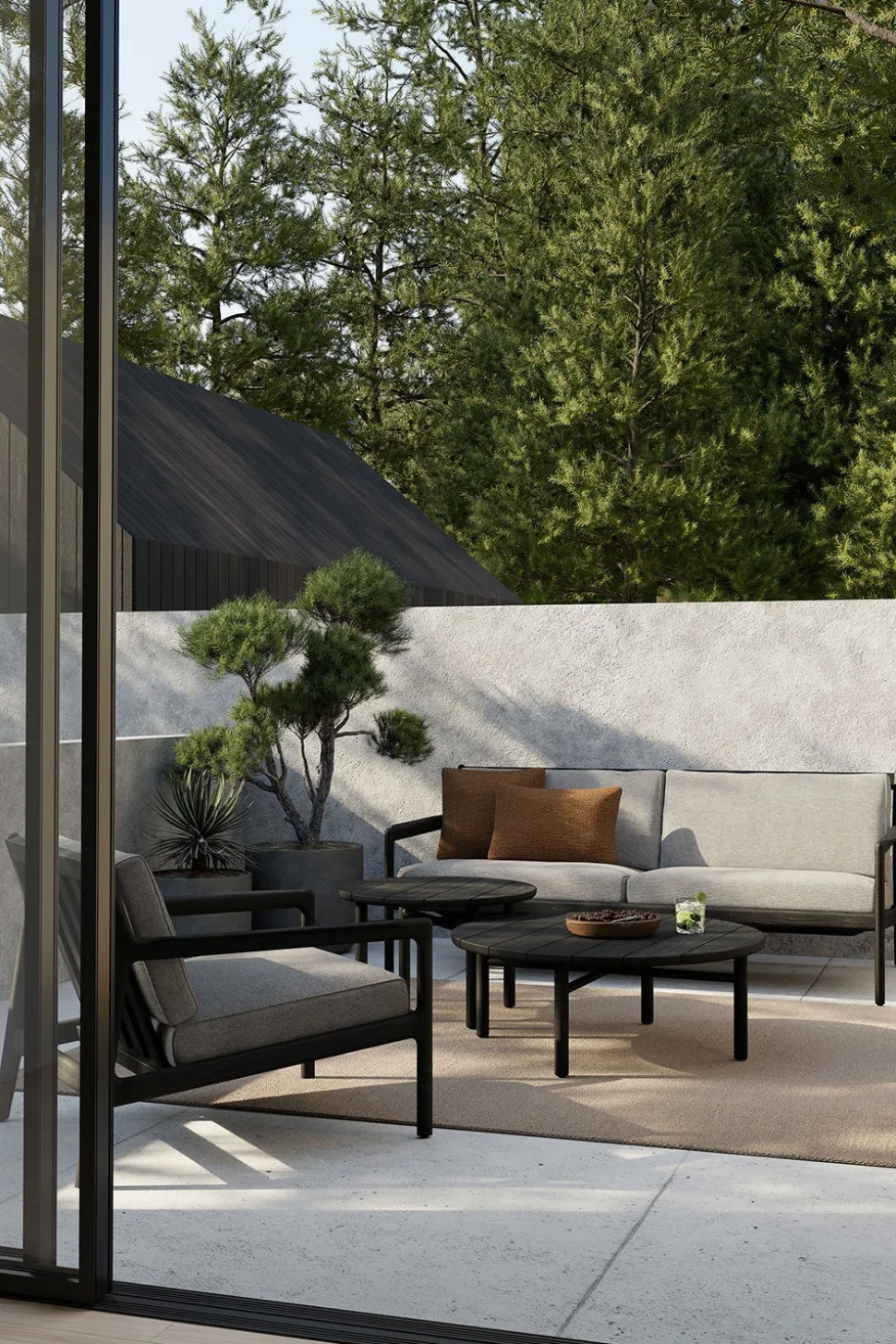 Jack Outdoor 2-sits Soffa | Svartlackad Teak, Mocha