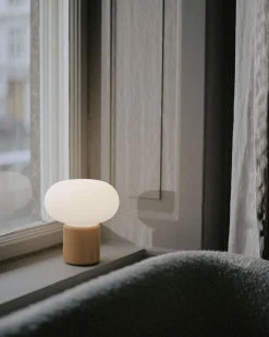 Karl-Johan Portabel Bordslampa | Ochre Yellow