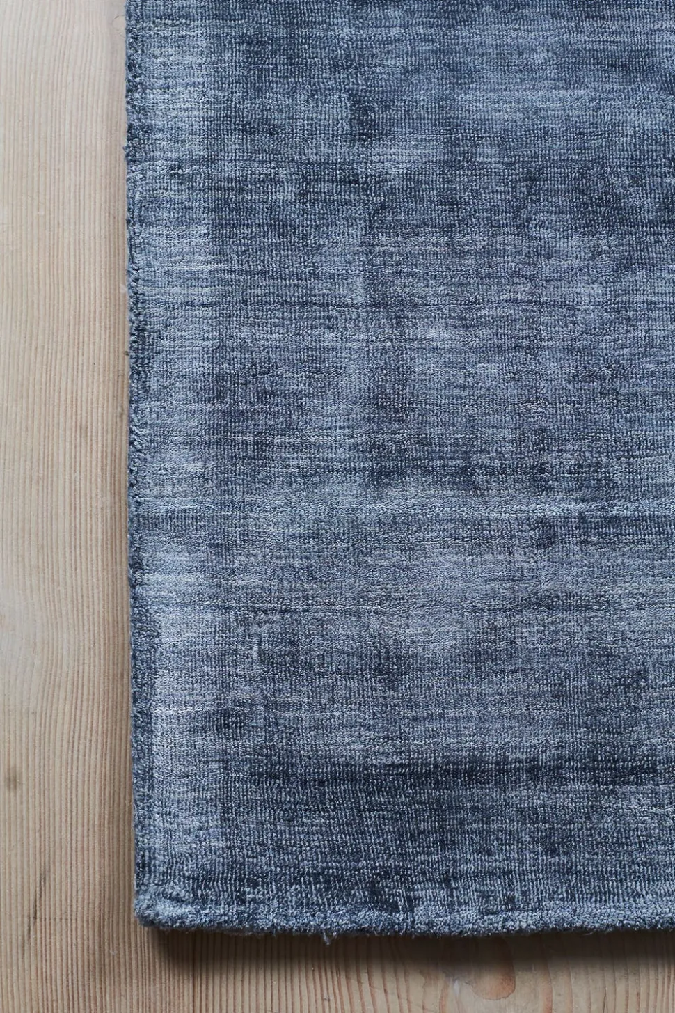 Karma matta washed blue 200x300