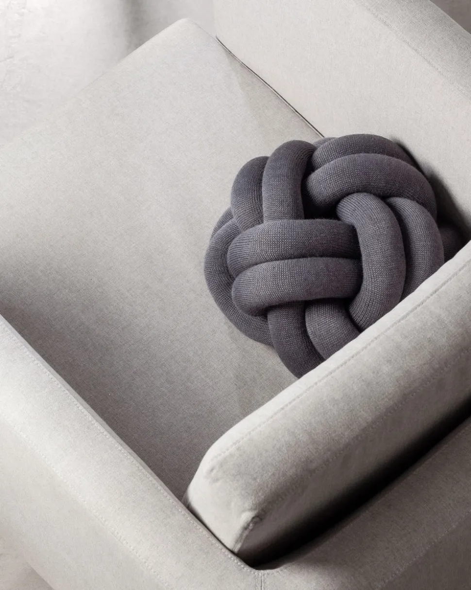 Knot Cushion | Grey