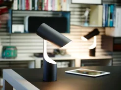 Le Klint 353 | Mutatio Bordslampa