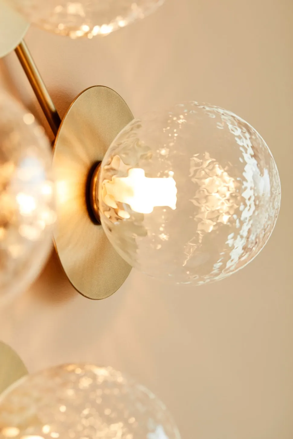 Liila 12 Vägglampa | Nordic Gold/Optic Clear