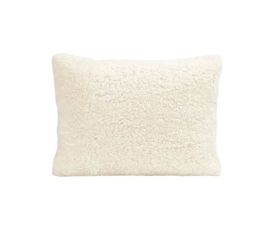 Lina fårskinnskudde 40x30 Creme