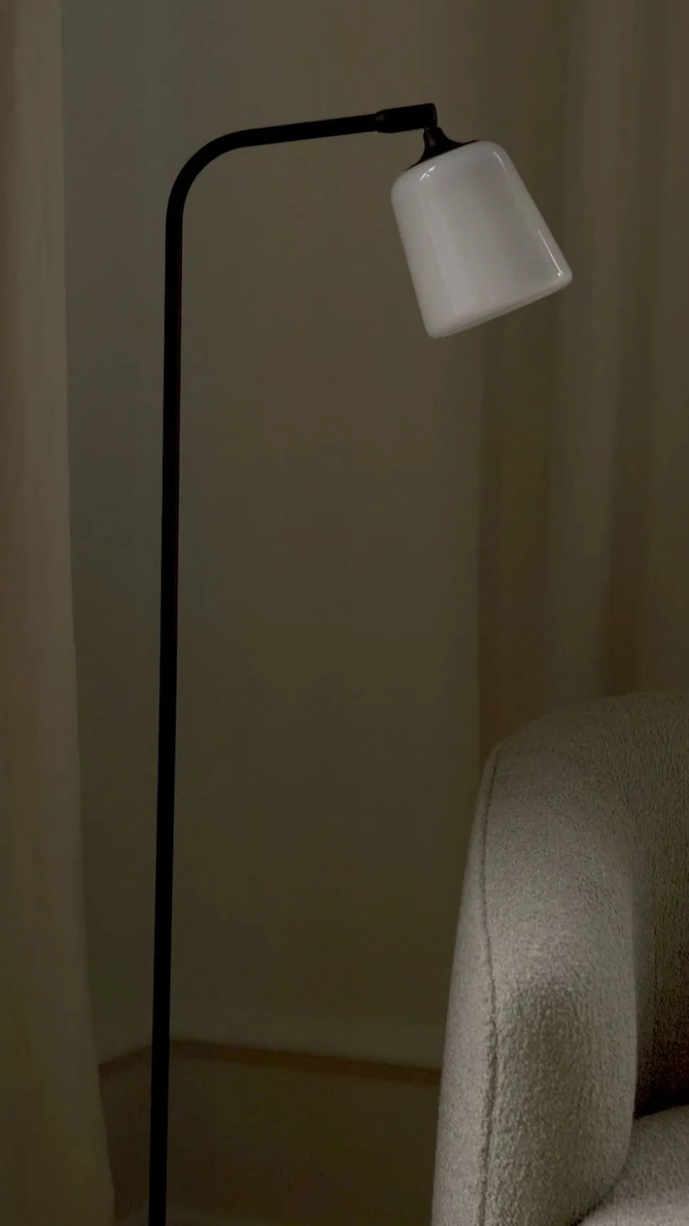 Material Golvlampa | Svart Marmor