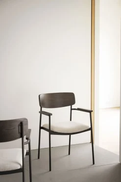 Maymont Karmstol | Brun Ek  | Ljusbeige