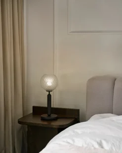 Miira Bordslampa | Rock Grey/Optic Clear