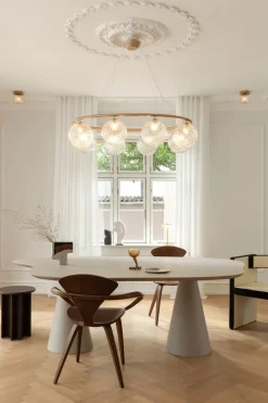 Miira 8 Oval Ljuskrona | Brass/Optic Clear