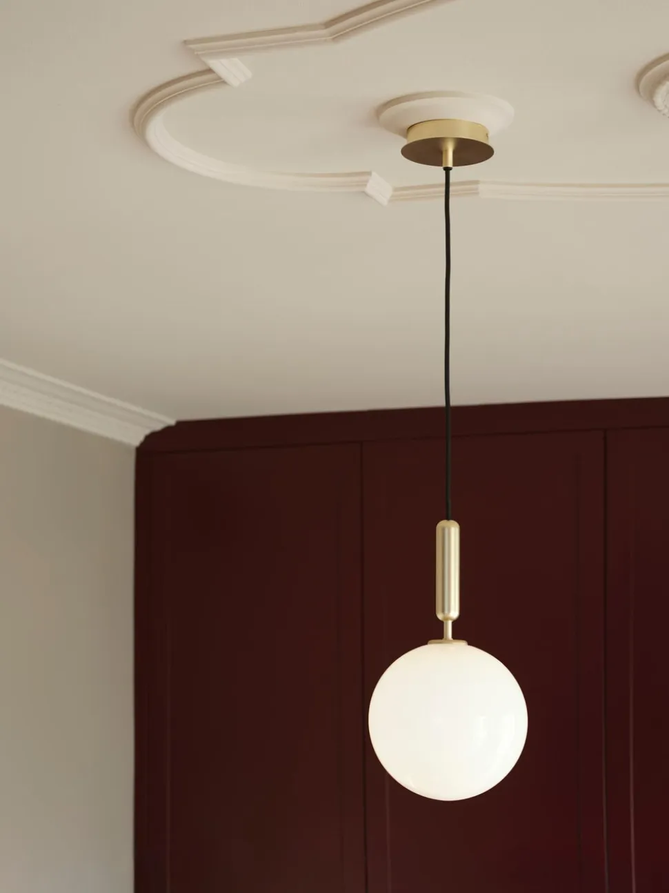 Miira 1 Pendel Large | Brass/Opal