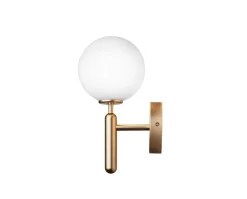 Miira Vägglampa | Brass/Opal