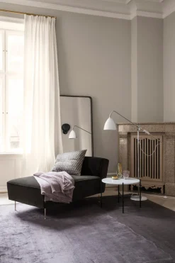 Modern Line Divan
